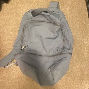 lululemon baby blue backpack !